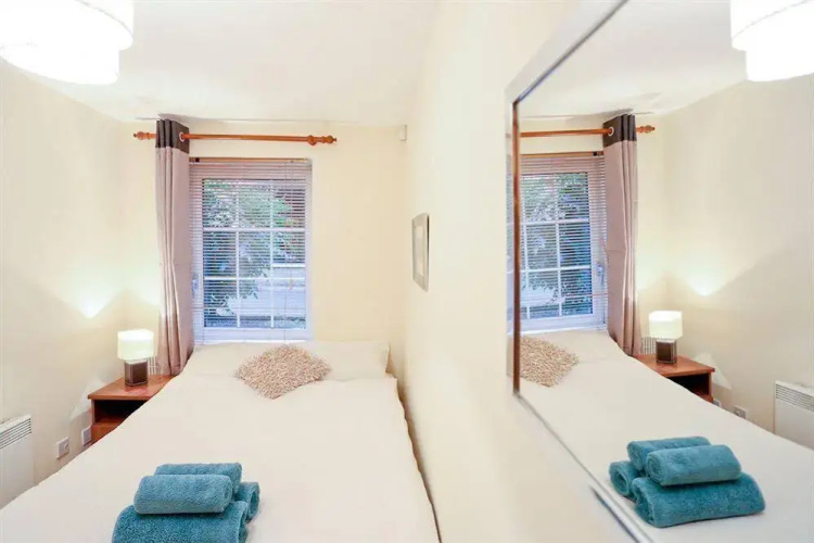 Chand Apartments