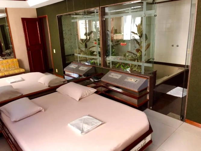 Deluxe Suite