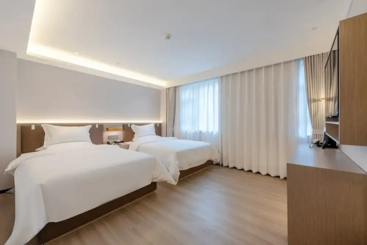 Huanyi Hotel