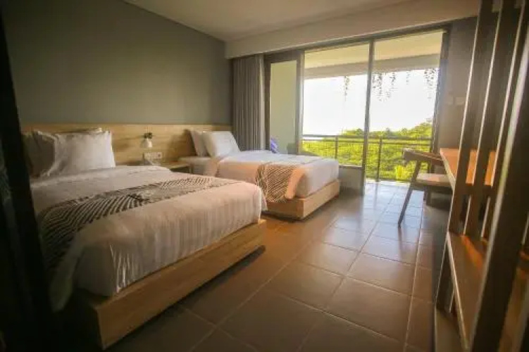 Padang Padang Inn
