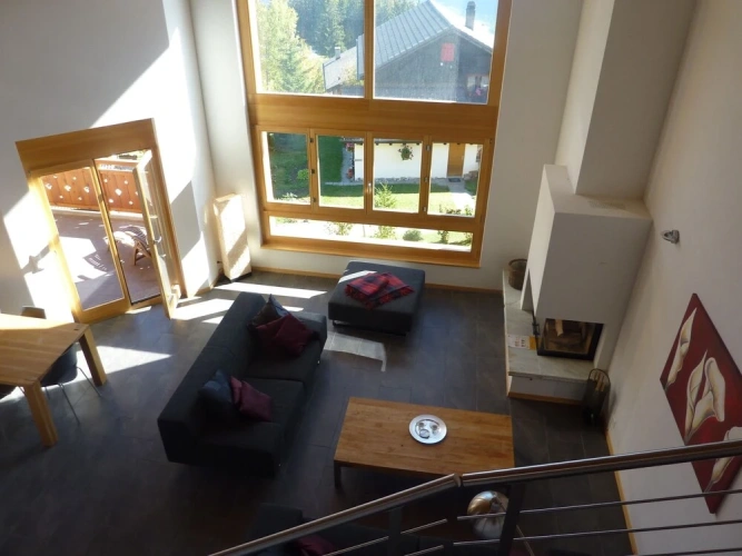 4 Bedrooms Luxury Apartment