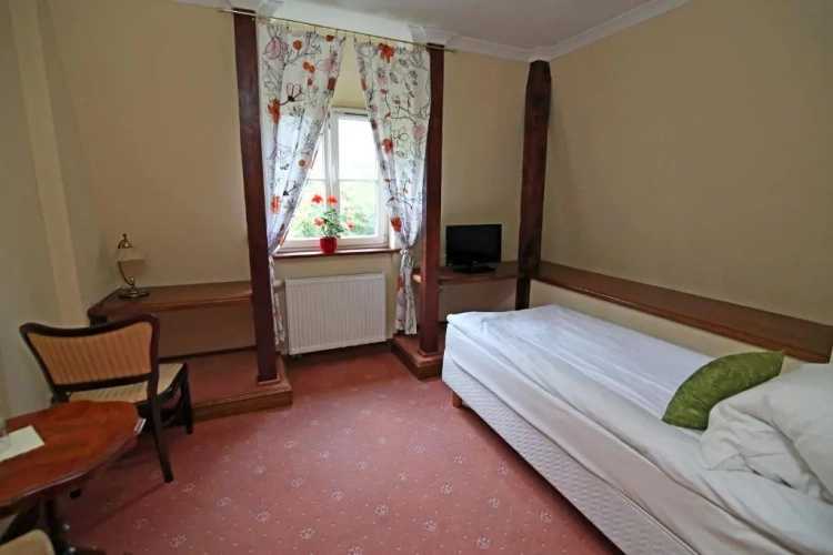Standard Single room