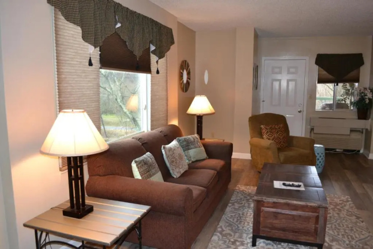 River Place Condos 401 2BD