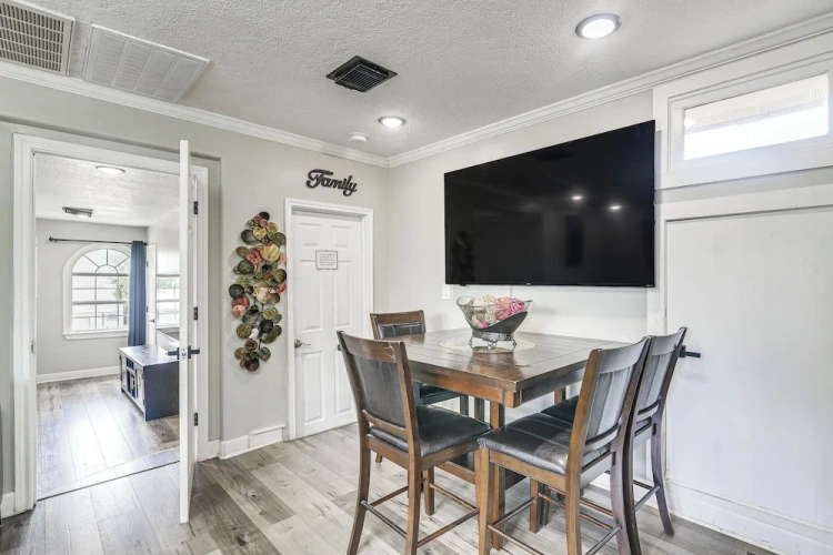 Guest rooms