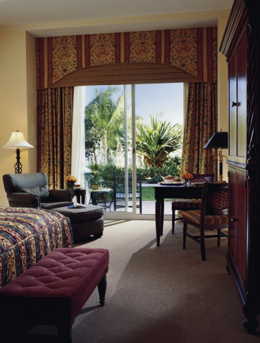 The Ritz-Carlton Naples, Tiburón