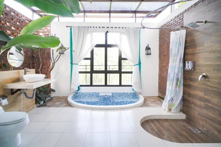 2 Bedrooms Villa