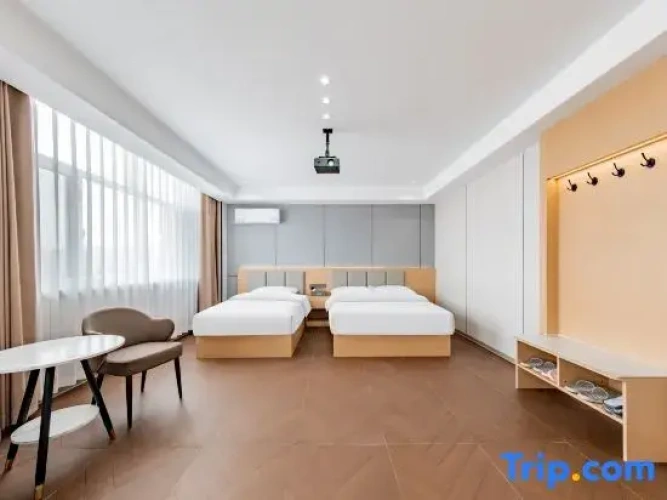 Standard Family room