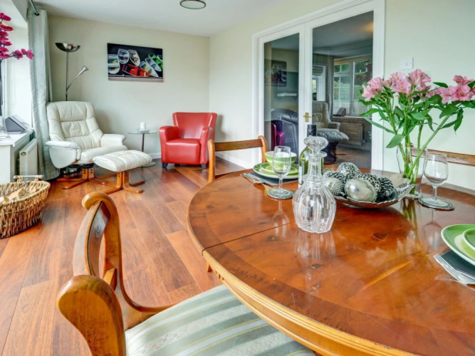 Cedars Lodge