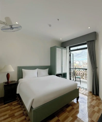 Deluxe Double room with balcony and with city view