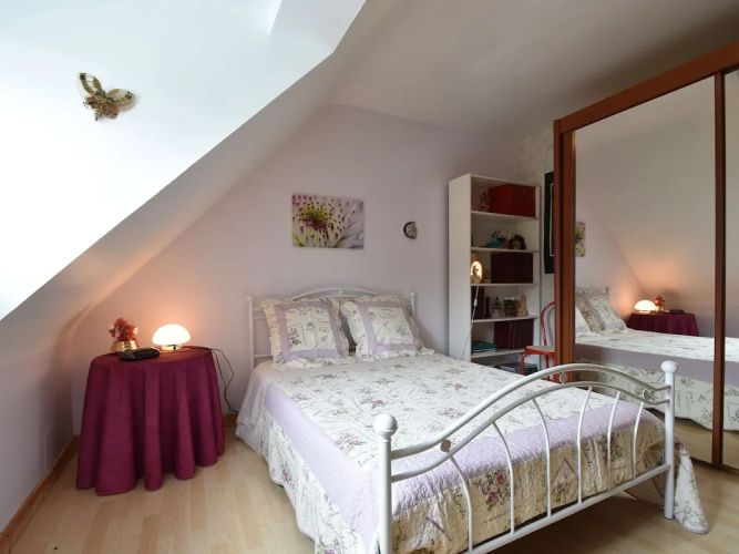 Peaceful Forest Stay in Pedernec