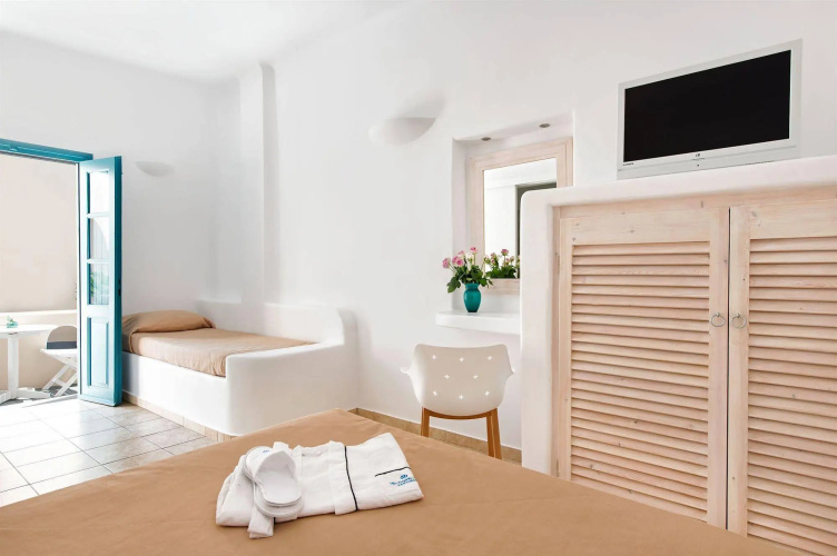 Evgenia Villas & Suites