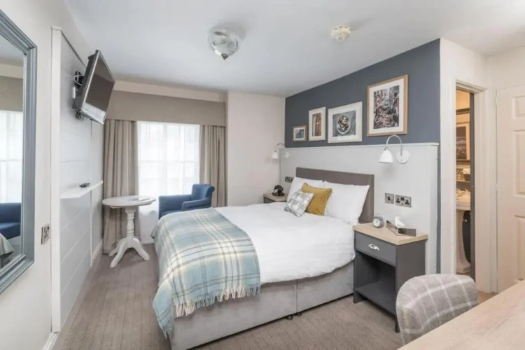 Small Double room
