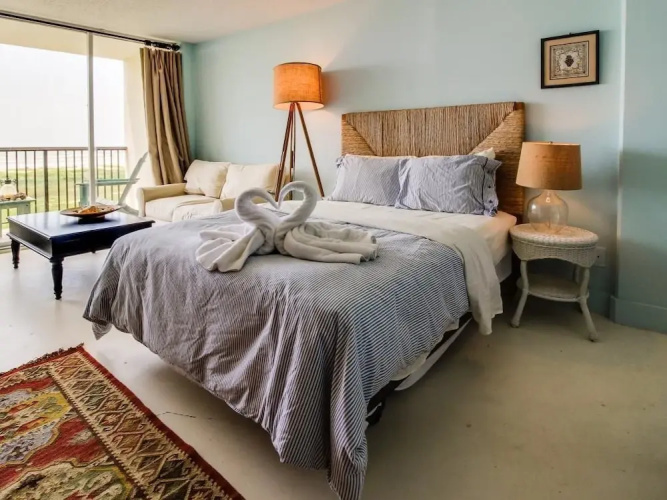 Cozy Islander East