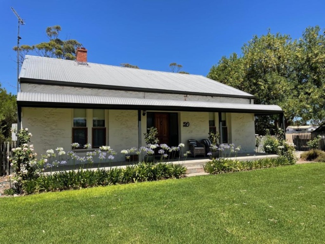 3 Bedrooms Cottage with view