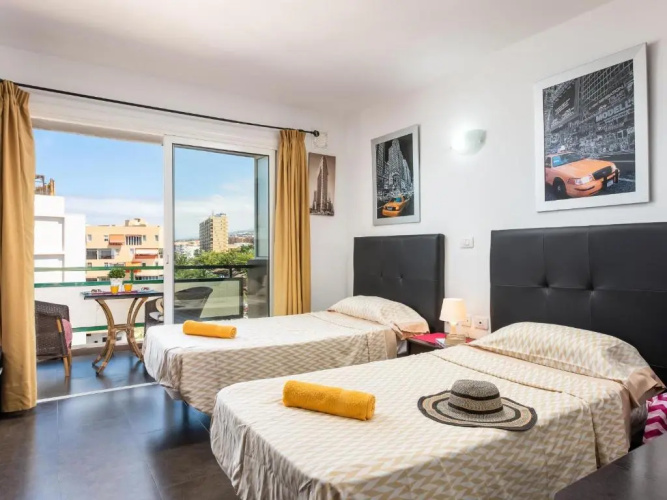 603 Studio Comodoro first sea line