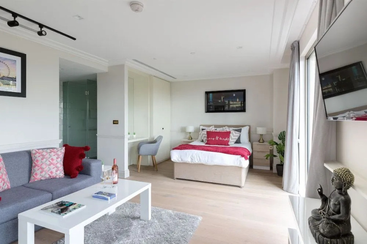 Luxurious Hammersmith Apartment