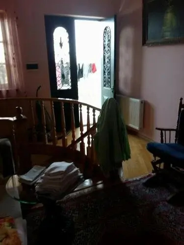Qetos Home