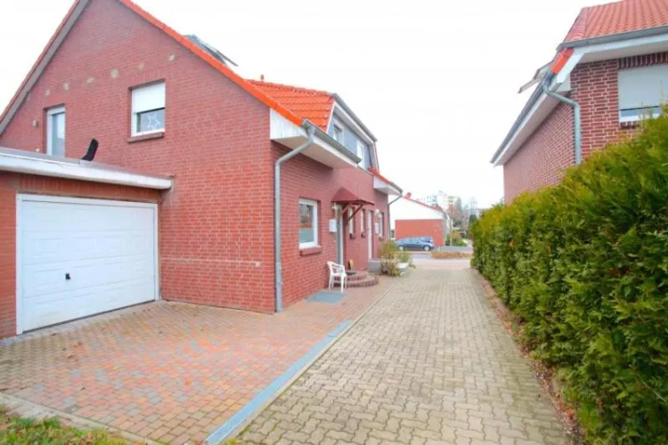 4526 Private Single Rooms