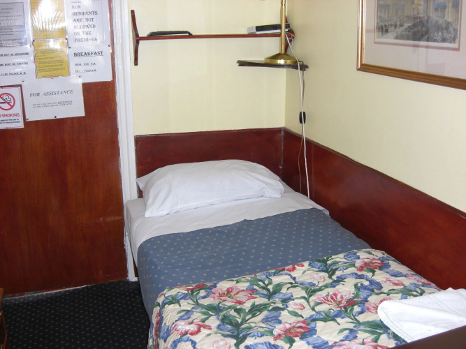 Albany Hotel