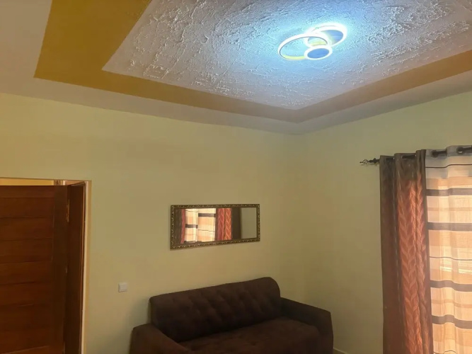 Apartment Sleeps 6 With Free Parking