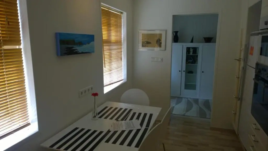 2 Bedrooms Cottage