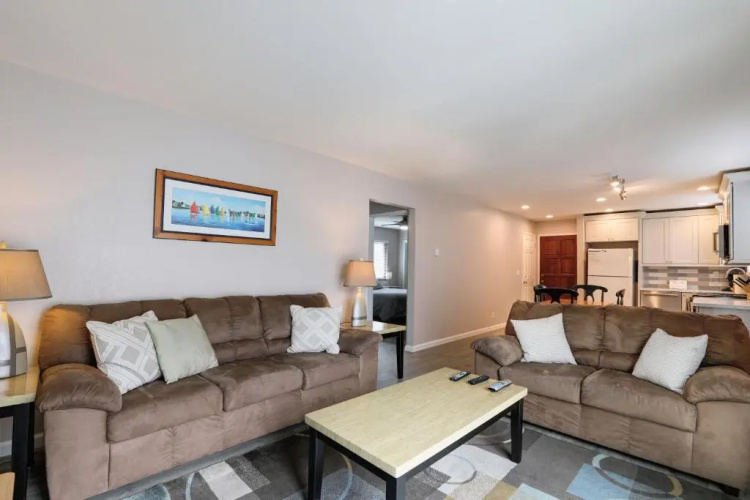 220 #7 Ocean View Ave