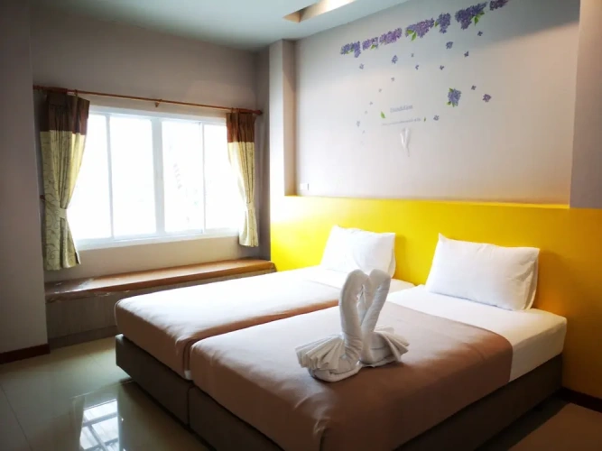 Standard Twin room