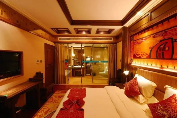 Lijiang Golden Path Hospitality