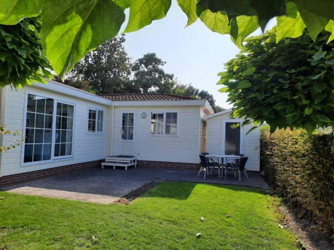 2 Bedrooms Chalet