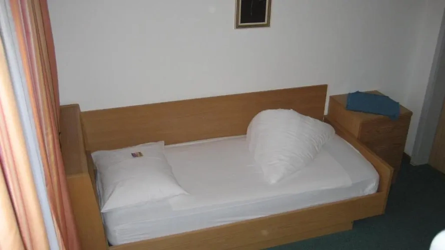 Standard Single room with balcony