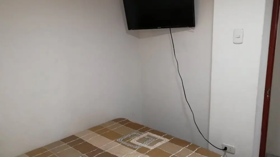 Economy room