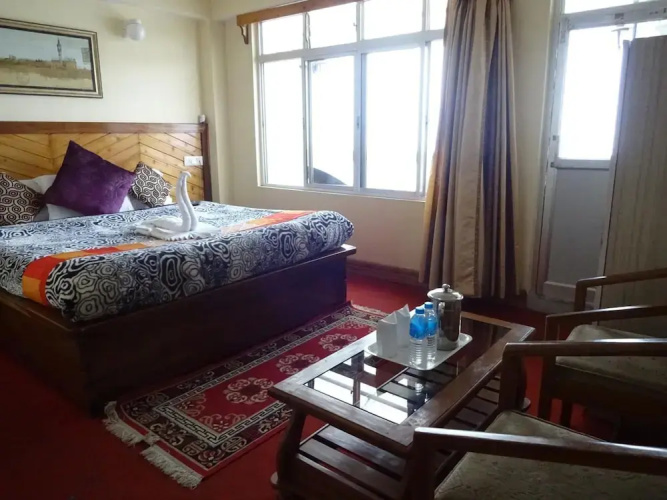 Hotel White Yak