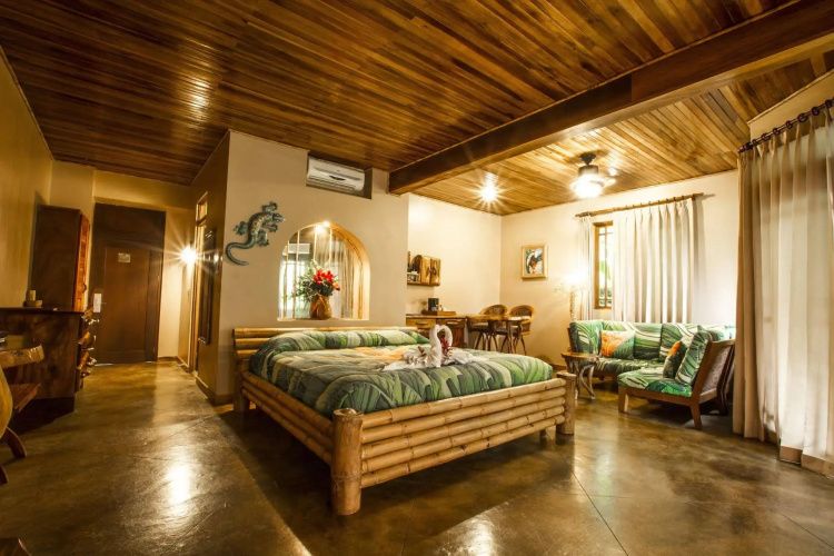 Lost Iguana Resort and Spa