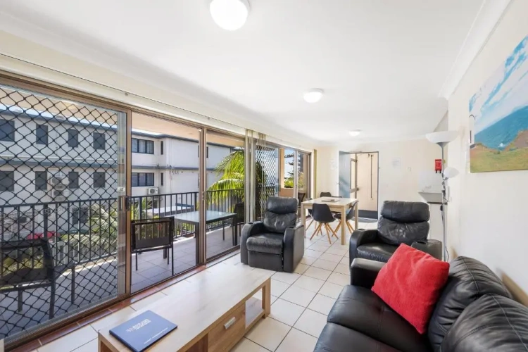 2 Bedrooms Apartment with balcony