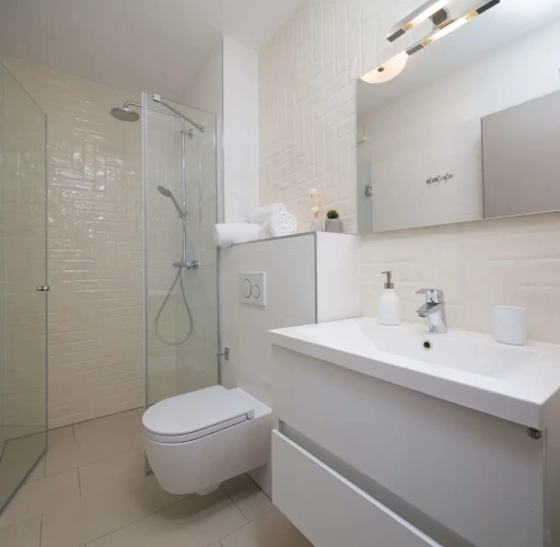 2 Bedrooms Luxury Apartment beachfront