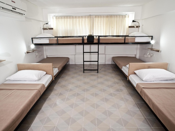 Standard Family room