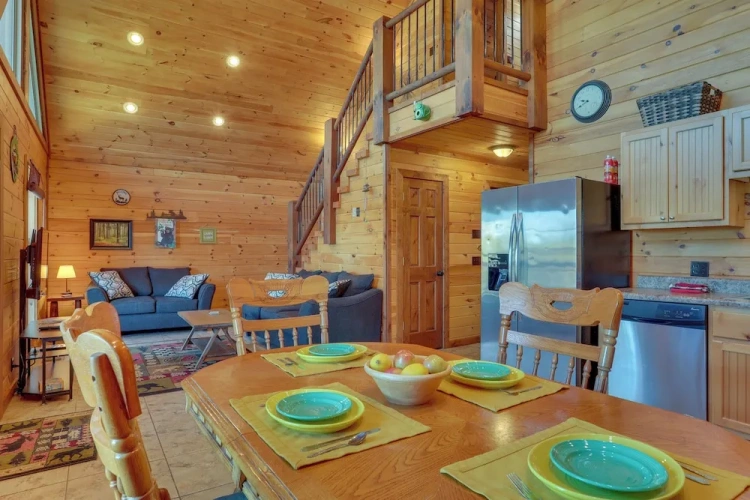 4 Bedrooms Cottage