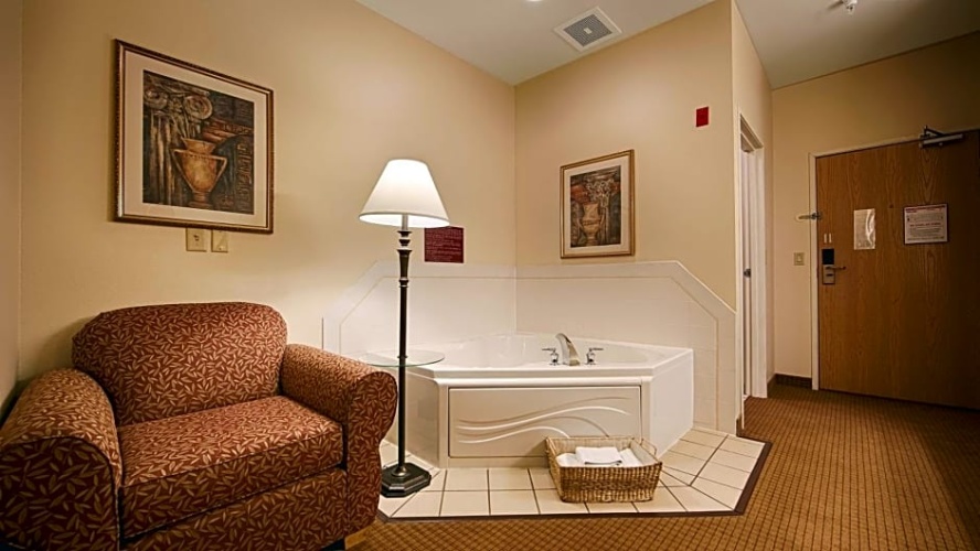 Double Suite with pool view