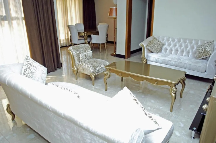 Big five hotel