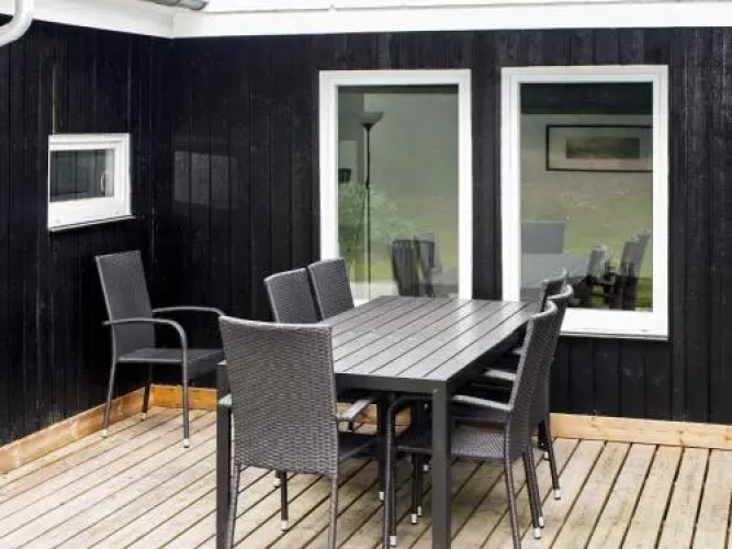 Holiday Home Lien