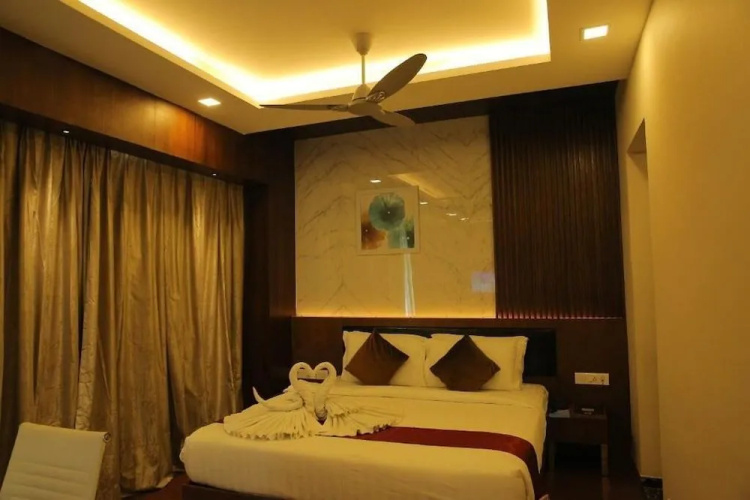 The Royal Grand