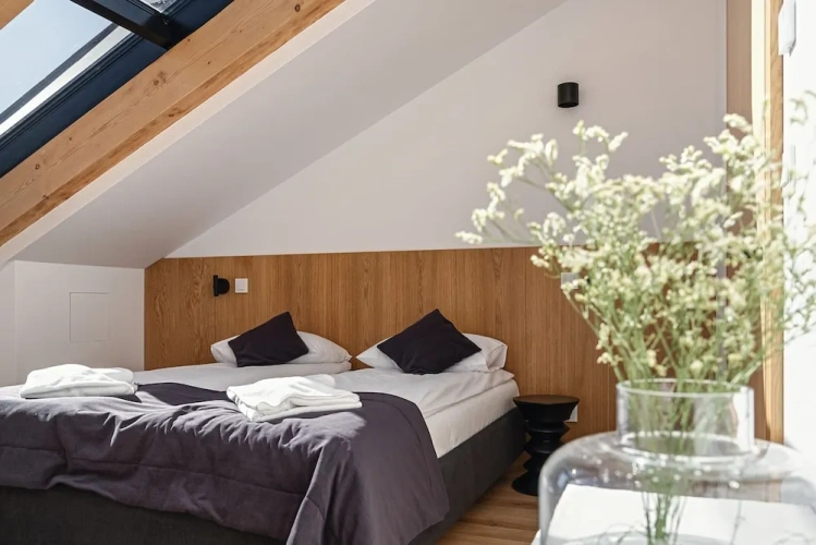 2 Bedrooms Apartment with balcony and with mountain view