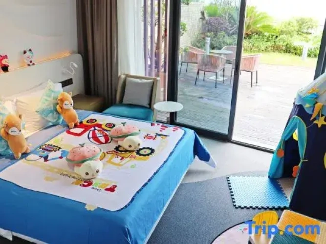 Deluxe Double Family room