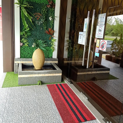M Global Hotel
