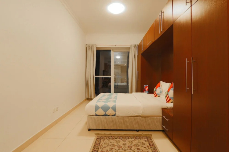 Saba Tower 3 by OYO Rooms