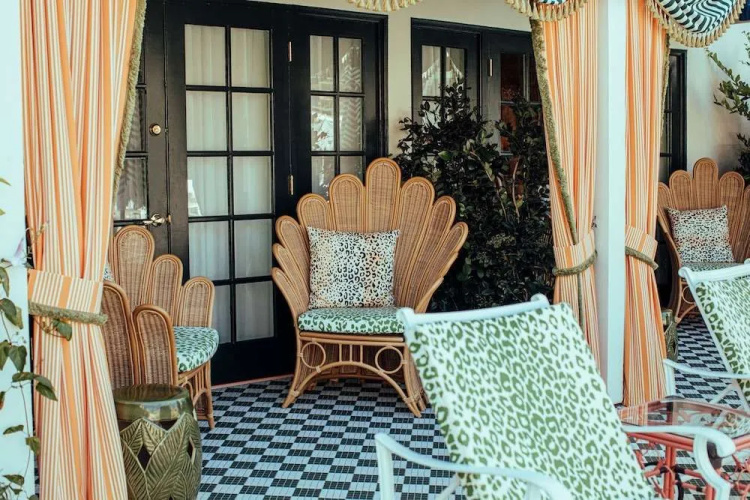 Lafayette Hotel & Suites In San Diego photo 8