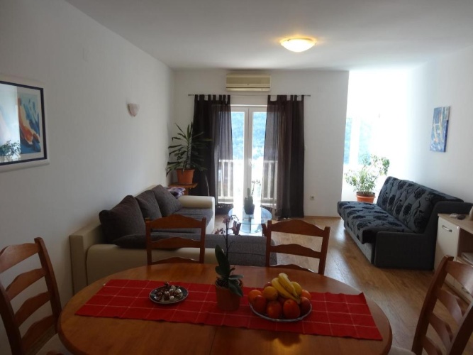 2 Bedrooms Apartment with sea view