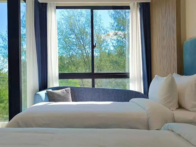 Laya Suites & Residences