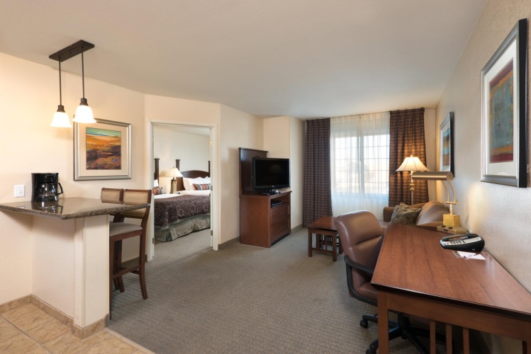 1 Bedroom Quadruple Suite