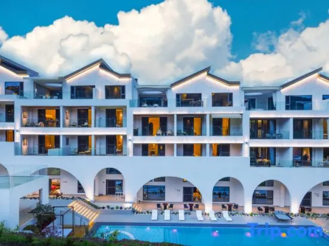 Tengchong Hot Spring Designer Hotel
